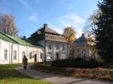 Zespół pałacowo-parkowy w Końskich